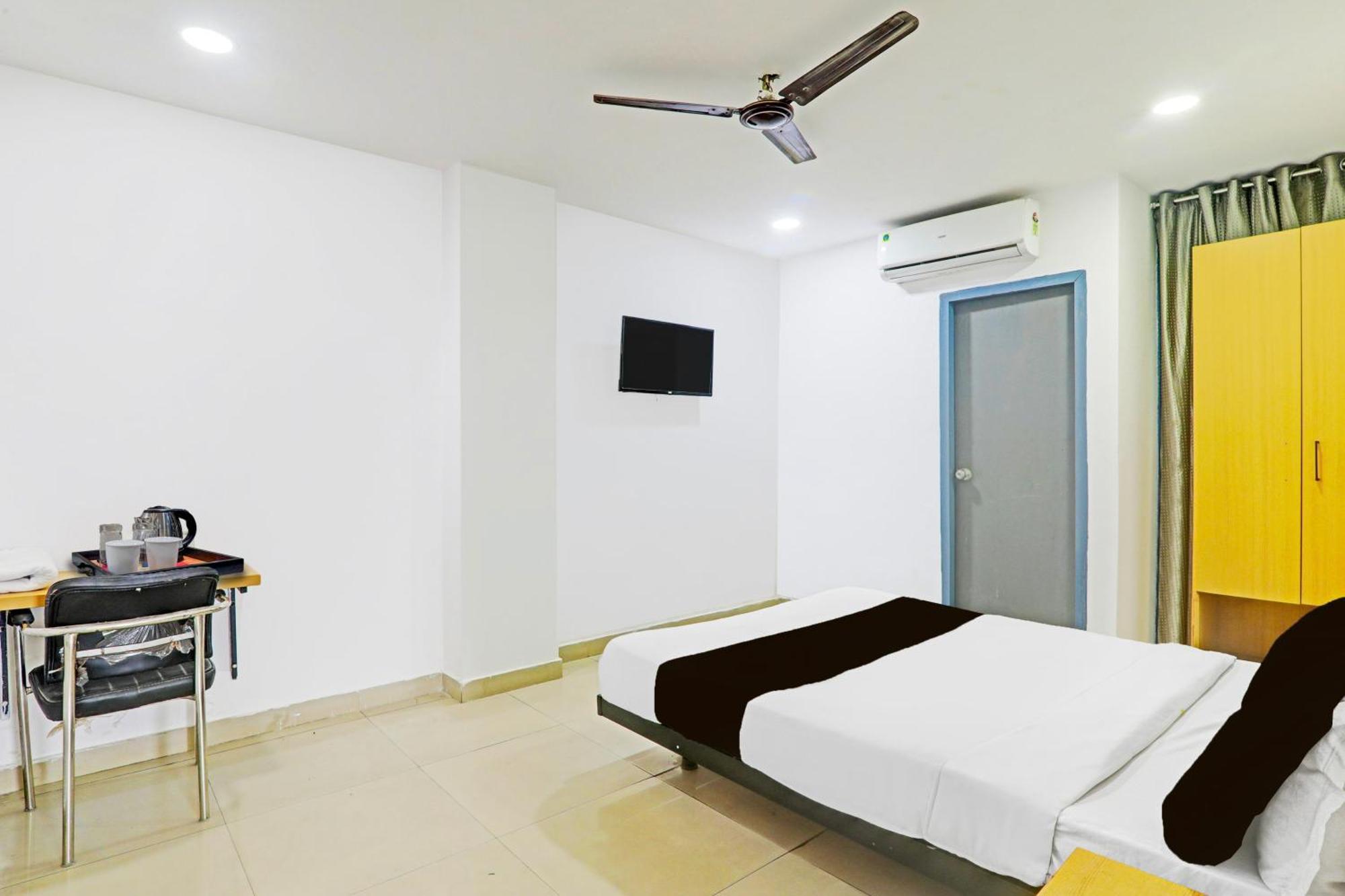 Super Hotel O Jankipuram Near Sahara State Formerly Basera Homes Hasanganj Esterno foto
