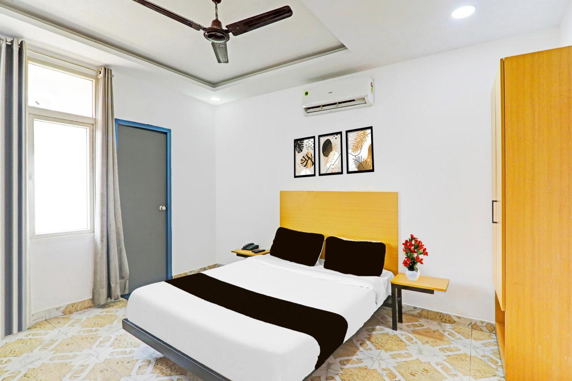 Super Hotel O Jankipuram Near Sahara State Formerly Basera Homes Hasanganj Esterno foto